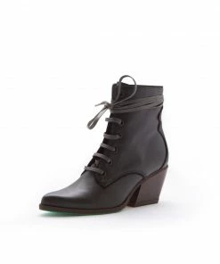 A Perfect Jane Lot AppleSkin Leather Vegan Biker Boots | Black Shoes
