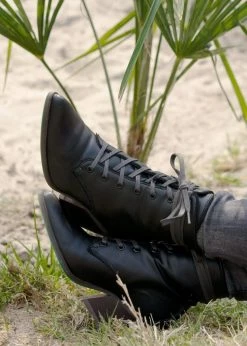 A Perfect Jane Lot AppleSkin Leather Vegan Biker Boots | Black Shoes