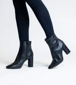 Allkind Vegan Shoes Isabella Vegan Grain Leather Heeled Ankle Boots | Black