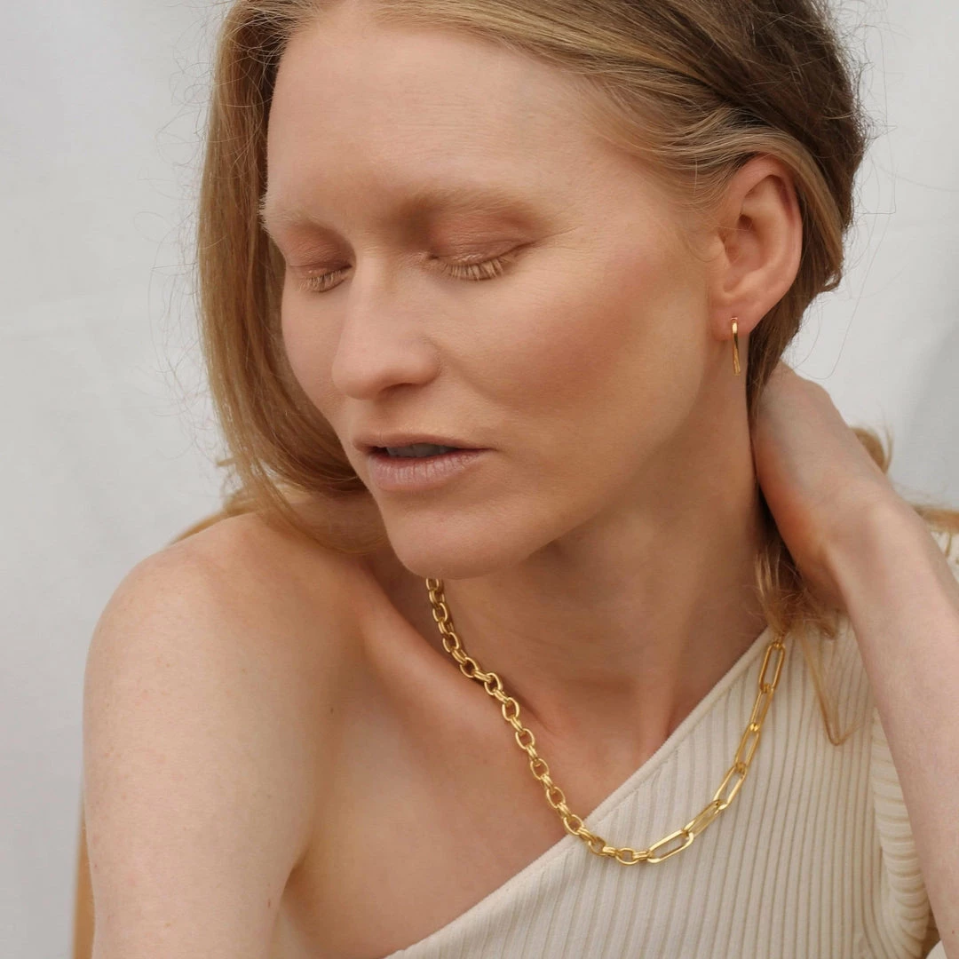 Ana Dyla Amie Recycled 925 Sterling Silver Necklace | Gold Vermeil 4 Ana Dyla Amie Recycled 925 Sterling Silver Necklace | Gold Vermeil