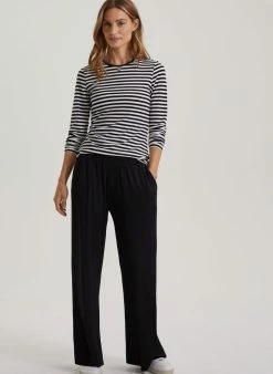 Baukjen Ayla Striped LENZING™ ECOVERO™ Jersey Long Sleeve T-Shirt | Soft White & Black Clothing