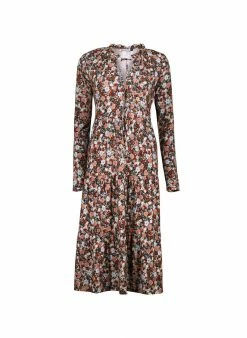 Baukjen Aimy LENZING™ ECOVERO™ Jersey Tiered Midi Dress | Blue Wildflower Print 7 Baukjen Aimy LENZING™ ECOVERO™ Jersey Tiered Midi Dress | Blue Wildflower Print
