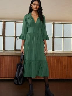 Baukjen Elsie LENZING™ ECOVERO™ Tiered Hem Midi Dress | Fern Green Clothing