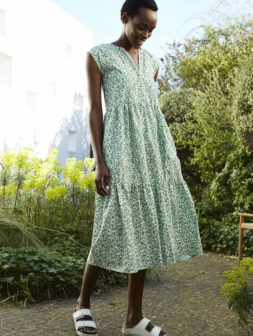 Baukjen Clothing Harriet Ditsy Floral Print Organic Organic Cotton Midi Dress | Green 3 Baukjen Clothing Harriet Ditsy Floral Print Organic Organic Cotton Midi Dress | Green
