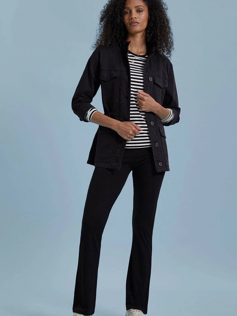 Baukjen Clothing Kimberley LENZING™ ECOVERO™ Jersey Kick-Flare Leggings | Caviar Black 3 Baukjen Clothing Kimberley LENZING™ ECOVERO™ Jersey Kick-Flare Leggings | Caviar Black