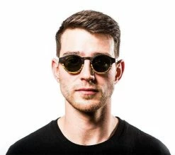 Bird Eyewear Blackcap Eco-Friendly Wood Sunglasses | Amber Or Emerald Accessories 23 Bird Eyewear Blackcap Eco-Friendly Wood Sunglasses | Amber Or Emerald Accessories