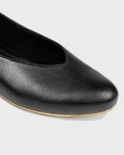 Bohema Desserto® Cactus Leather Vegan Ballerina Pumps | Black Shoes