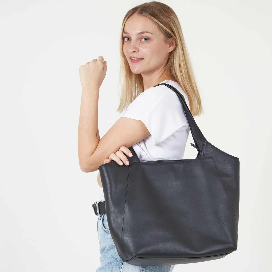 Canussa Executive Vegan Leather Business Tote | Black 8 Canussa Executive Vegan Leather Business Tote | Black