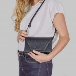 Canussa Hybrid Versatile Vegan Leather Crossbody Bag | Black Bags