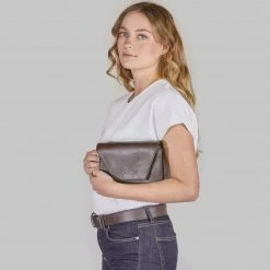 Canussa Hybrid Versatile Vegan Leather Crossbody Bag | Dark Brown