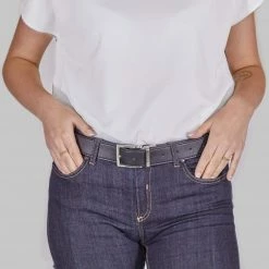 Canussa Accessories Reversible Vegan Leather Belt | Black & Red