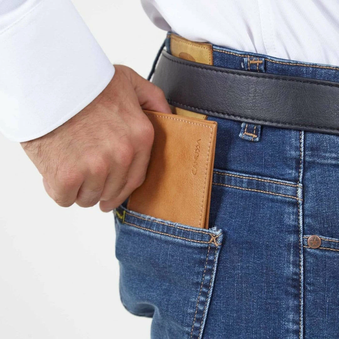 Canussa Accessories Slim Bifold Vegan Leather Wallet | Camel 16 Canussa Accessories Slim Bifold Vegan Leather Wallet | Camel