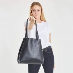 Canussa Bags Totissimo Foldable Vegan Leather Tote Bag | Black