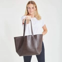 Canussa Totissimo Foldable Vegan Leather Tote Bag | Brown Bags 13 Canussa Totissimo Foldable Vegan Leather Tote Bag | Brown Bags