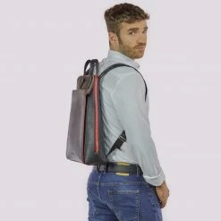 Canussa Bags Urban Vegan Leather Backpack | Black & Red