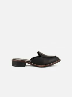 Carmona Collection Aurora Desserto® Cactus Leather Vegan Mule | Black