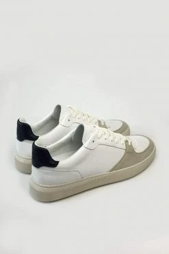 Dauntless Bāsik Panelled Vegan Leather Trainer | Light Grey & Eggshell