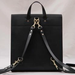 FRIDA ROME Bags The WEEK/DAY Cactus Leather Vegan Tailored Tote | Black 15 FRIDA ROME Bags The WEEK/DAY Cactus Leather Vegan Tailored Tote | Black