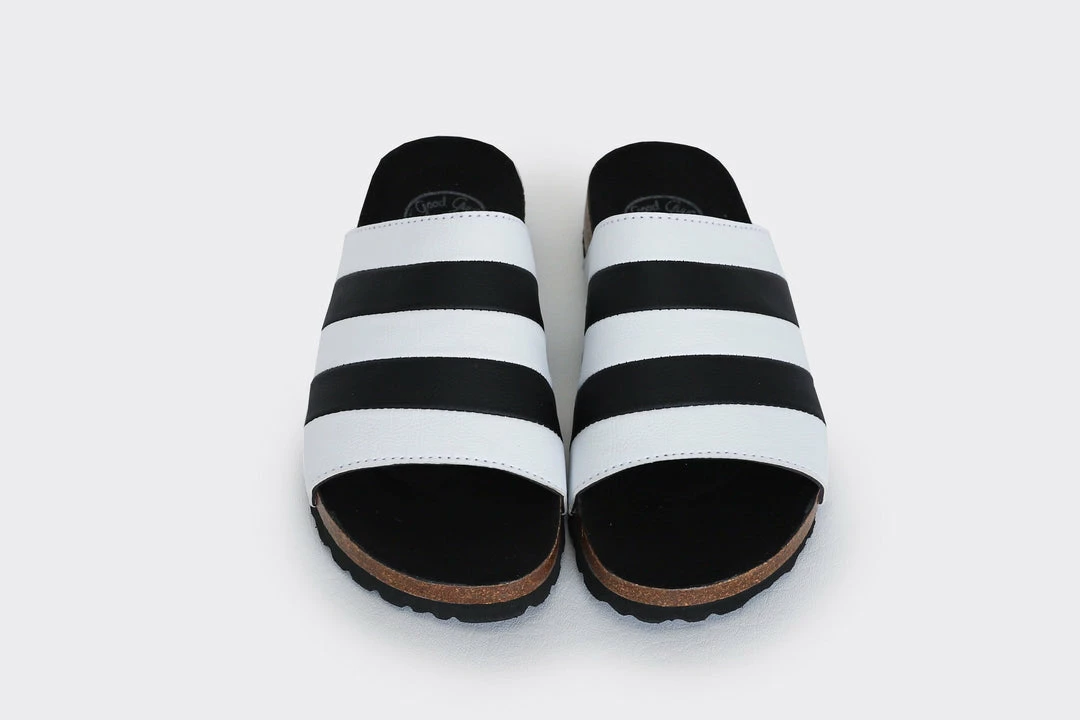 Good Guys Don't Wear Leather Shoes Jerry Apple Leather Vegan Slide-On Sandal | Black & White 6 Good Guys Don't Wear Leather Shoes Jerry Apple Leather Vegan Slide-On Sandal | Black & White