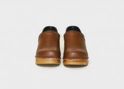 Good Guys Don't Wear Leather Van Gogh Vegan Leather Closed Clogs | Brown