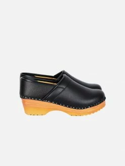 Good Guys Don't Wear Leather Shoes Van Gogh Vegan Leather Closed Clogs | Black