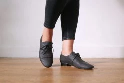 GURU Mtp Shoes Tapir Vegan Piñatex Leather Flats | Black