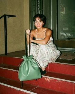 HOZEN Cinch Vegan Leather Hobo Bag | Frog Bags