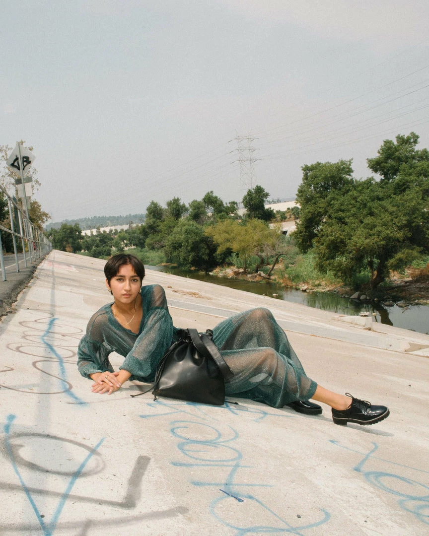 HOZEN Cinch Vegan Leather Hobo Bag | Gorilla Bags 10 HOZEN Cinch Vegan Leather Hobo Bag | Gorilla Bags