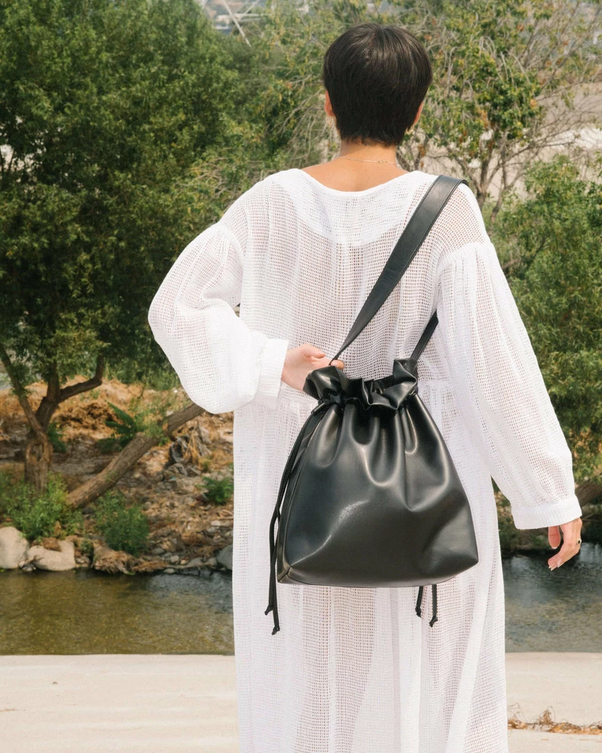 HOZEN Cinch Vegan Leather Hobo Bag | Gorilla Bags 12 HOZEN Cinch Vegan Leather Hobo Bag | Gorilla Bags