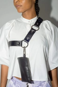 HOZEN Vegan Leather IPhone Sleeve With Card Slot | Panther 9 HOZEN Vegan Leather IPhone Sleeve With Card Slot | Panther