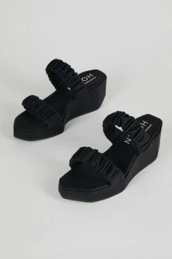 Shoes IB X HOZEN Phorna Scrunchie Vegan Leather Flatform Sandals | Black