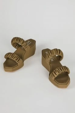 IB X HOZEN Phorna Scrunchie Vegan Leather Flatform Sandals | Toffee