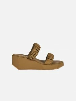 IB X HOZEN Phorna Scrunchie Vegan Leather Flatform Sandals | Toffee