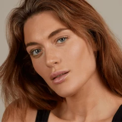 Juni Cosmetics Beauty Rejuvenating Vegan Lip Treatment