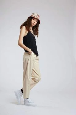 KOMODO Bowie Organic Cotton Trousers | Pebble