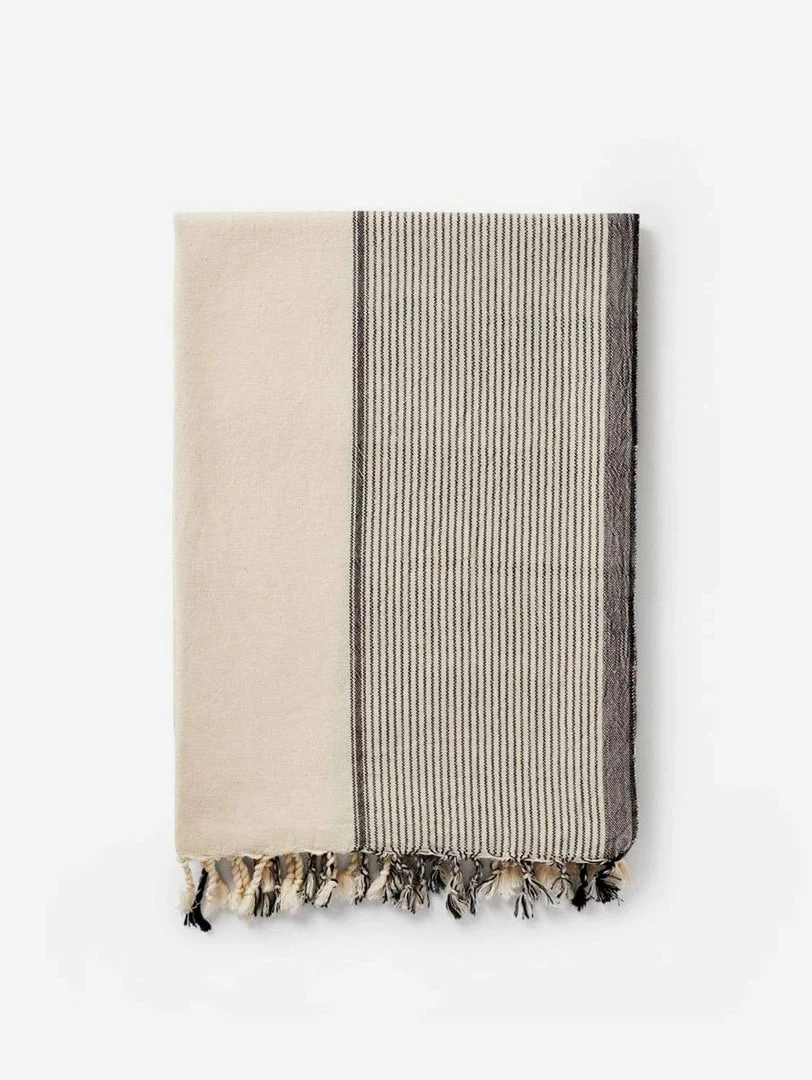 Lüks Linen Women's Vegan Gifts Under £50 Mete Cotton Vegan Peshtemal | Black & Salt 3 Lüks Linen Women's Vegan Gifts Under £50 Mete Cotton Vegan Peshtemal | Black & Salt
