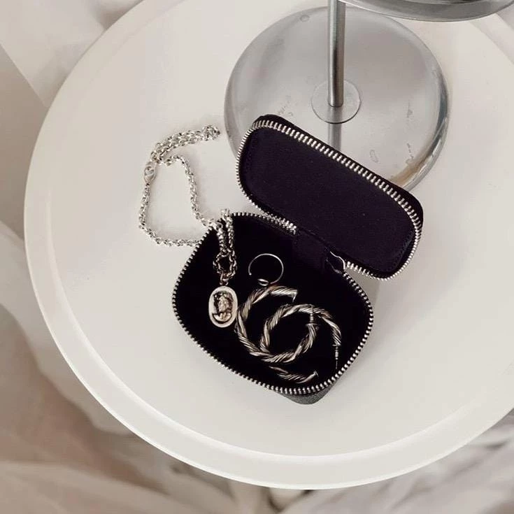 LUXTRA Bestsellers Apple Leather Vegan Zipped Jewellery Box | Black 5 LUXTRA Bestsellers Apple Leather Vegan Zipped Jewellery Box | Black