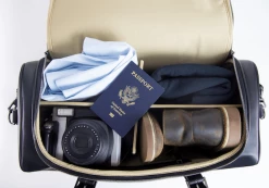 Mela Bags Adam Apple Leather Duffel Bag | Black