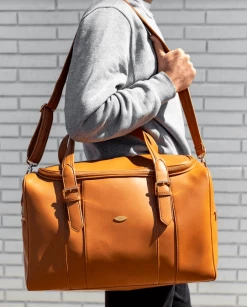 Mela Bags Adam Apple Leather Duffel Bag | Brown