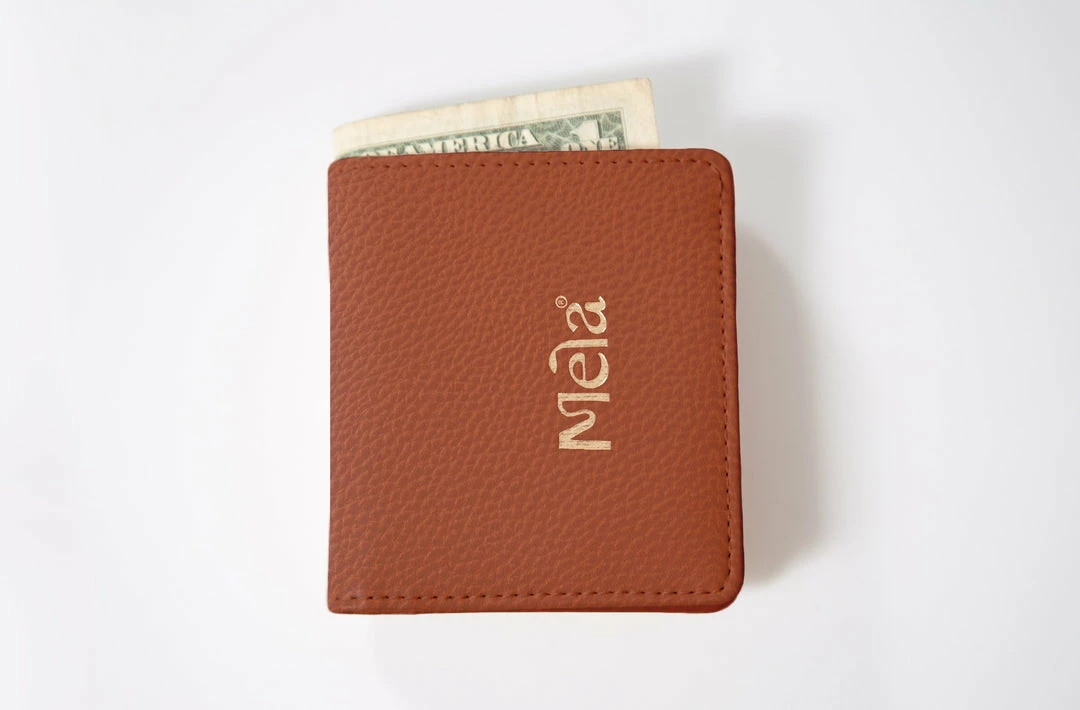 Mela Luca Apple Leather Vegan Wallet | Cognac Accessories 4 Mela Luca Apple Leather Vegan Wallet | Cognac Accessories