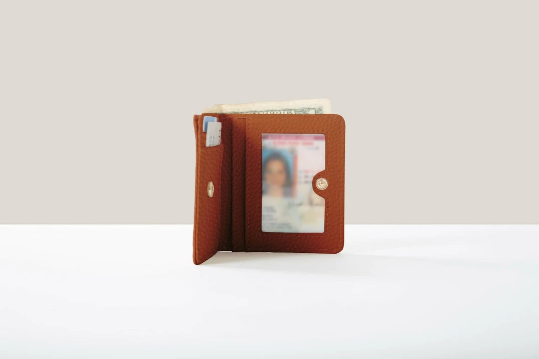 Mela Luca Apple Leather Vegan Wallet | Cognac Accessories 5 Mela Luca Apple Leather Vegan Wallet | Cognac Accessories