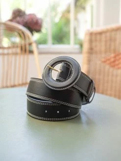 Minuit Sur Terre Boheme Round Buckle Apple Leather Vegan Belt | Black Accessories