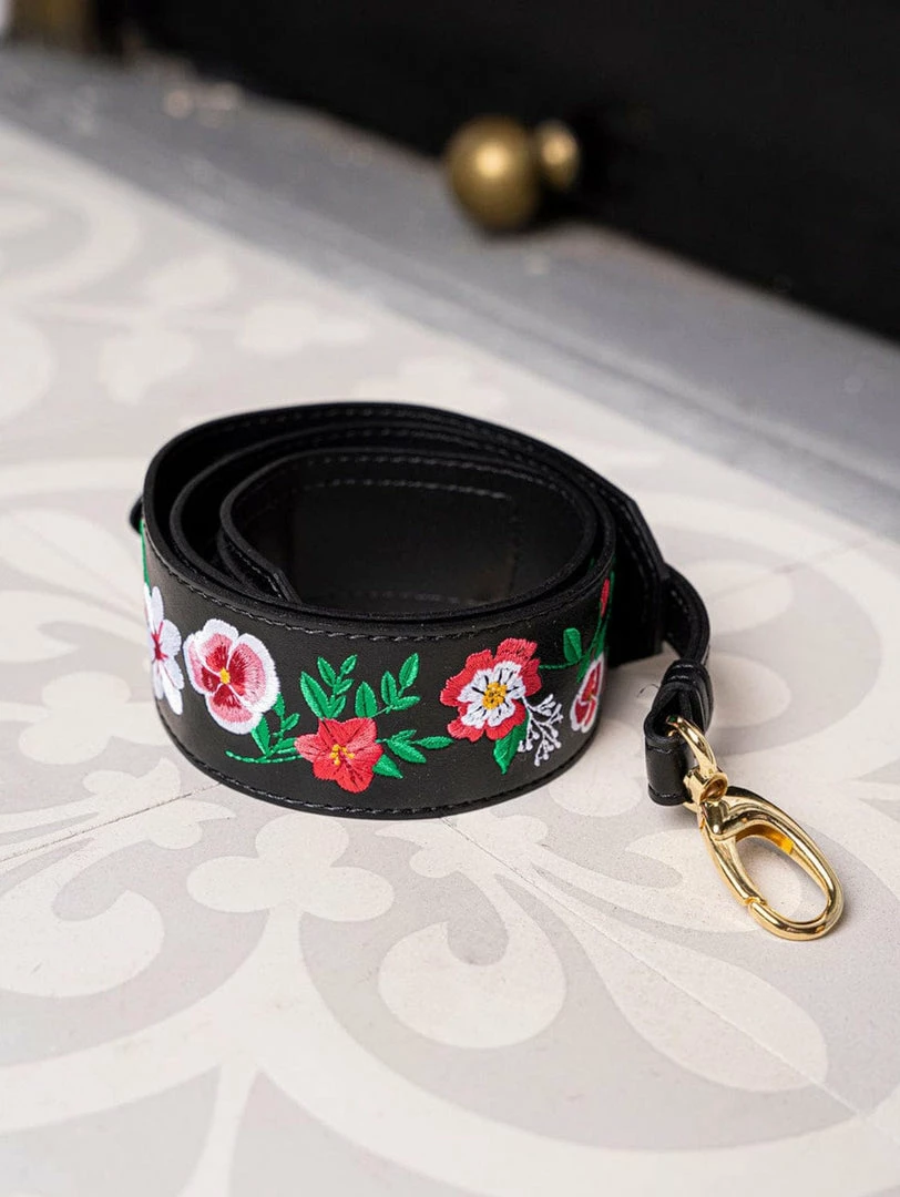 Minuit Sur Terre Embroidered Apple Leather Vegan Crossbody Strap | Black 3 Minuit Sur Terre Embroidered Apple Leather Vegan Crossbody Strap | Black