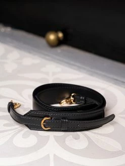 Minuit Sur Terre Classic Apple Leather Vegan Crossbody Strap | Black