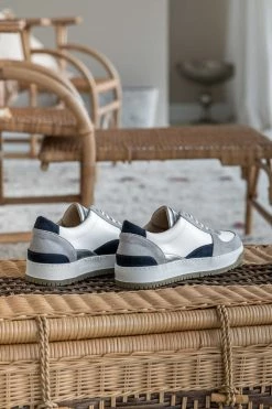 Minuit Sur Terre Aveiro Apple Leather Vegan Trainers | Cloud