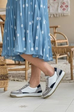 Minuit Sur Terre Aveiro Apple Leather Vegan Trainers | Cloud