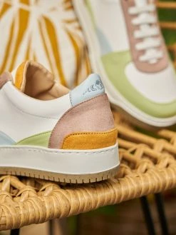 Minuit Sur Terre Aveiro Vegan Leather Trainers | Pastel
