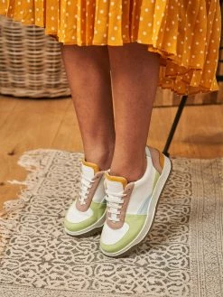 Minuit Sur Terre Aveiro Vegan Leather Trainers | Pastel