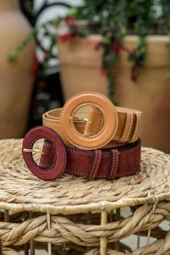 Minuit Sur Terre Boheme Round Buckle Vegan Suede Belt | Brick Red