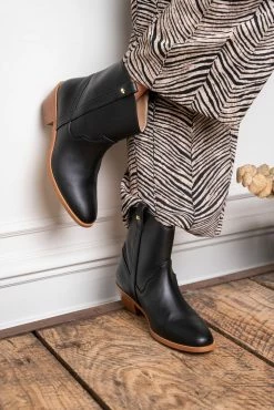 Minuit Sur Terre Shoes Centaur Vegan Leather Western Ankle Boots | Black 9 Minuit Sur Terre Shoes Centaur Vegan Leather Western Ankle Boots | Black